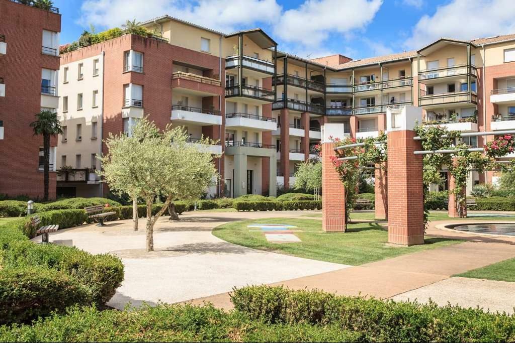 L Oasis Studio Proche Hopital Et Aeroport Piscine Parking &Netflix Tuluza Zewnętrze zdjęcie